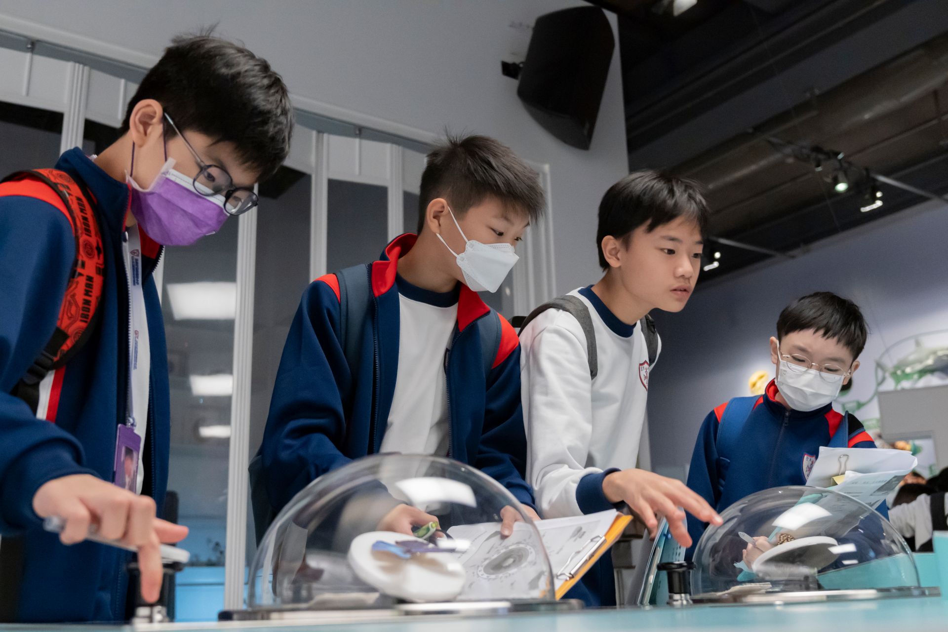 六年級戶外學習日活動 - 參觀香港科學館