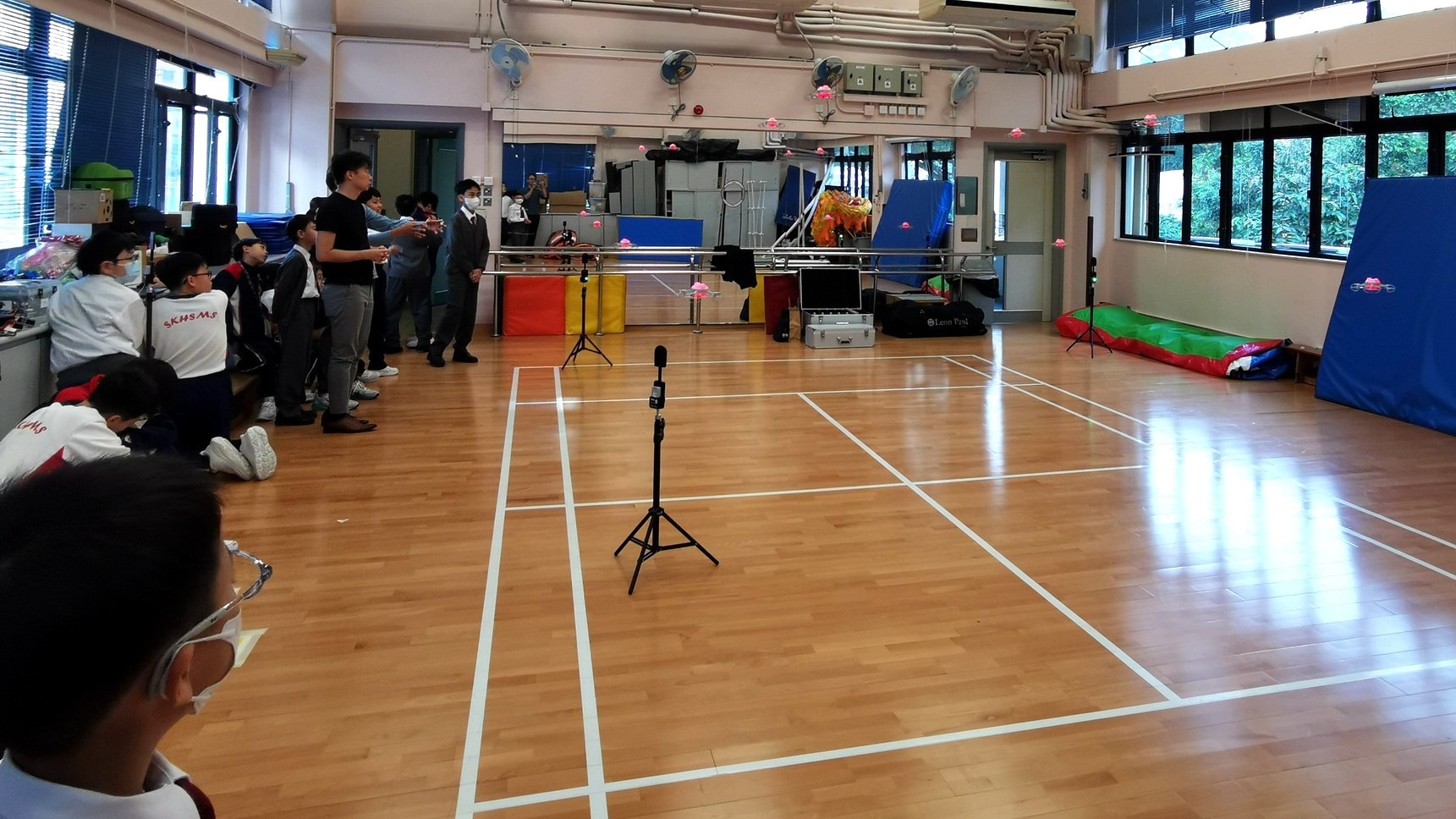 空中「舞者」由我們編寫！