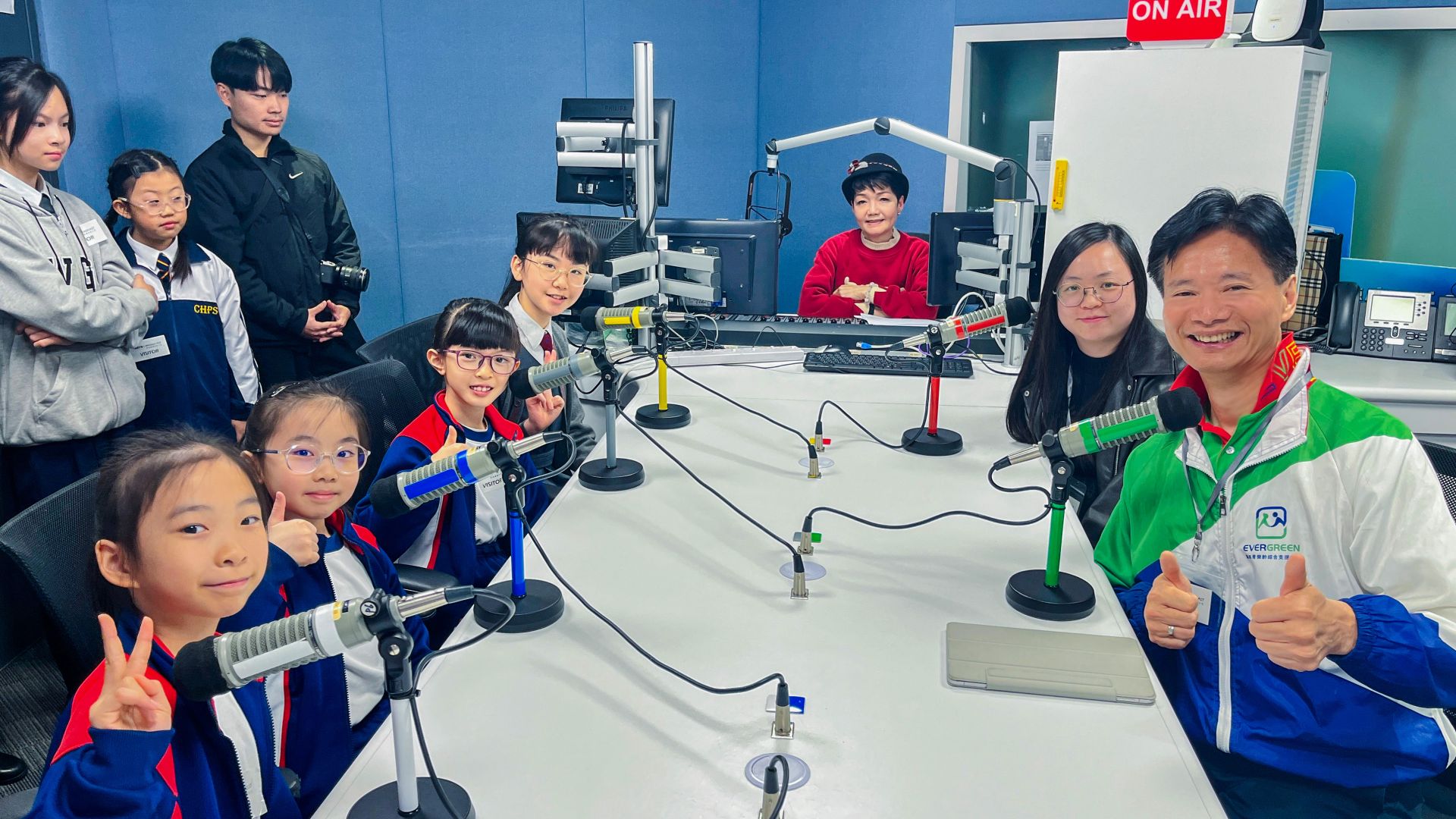 走進電台！得獎學生分享創作點滴